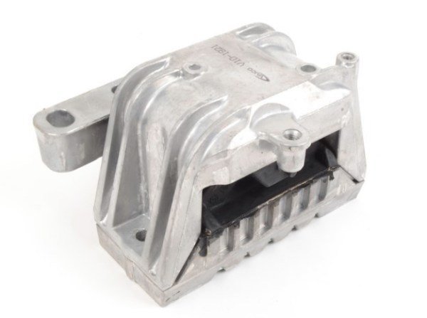 Volkswagen Passat 2005-2010 Model Arası 2.0 TDI BKP Motor Sağ Motor Kulağı