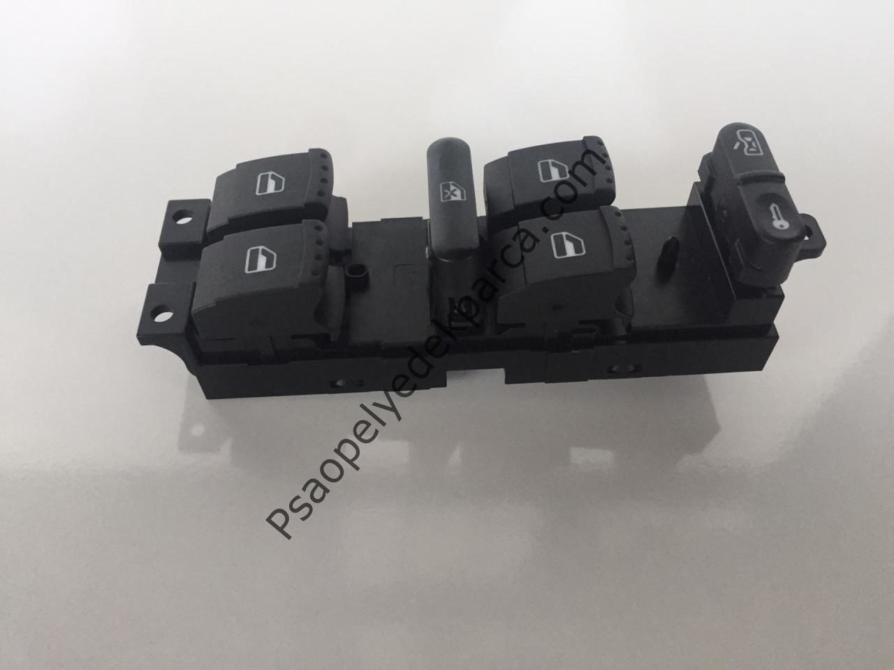 Volkswagen Passat 1997 - 2005 Cam Açma Düğmesi Sol (Sürücü) 4 Lü
