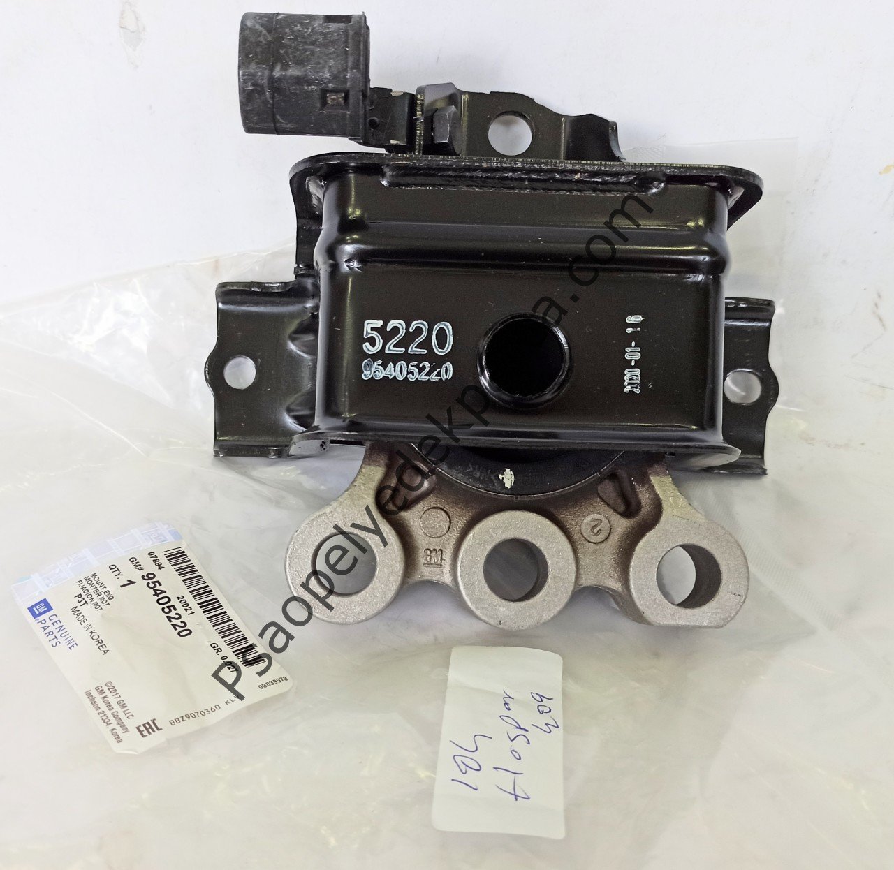 Chevrolet Aveo T300 Sağ Motor Kulağı 1.3  Orjinal 95405220