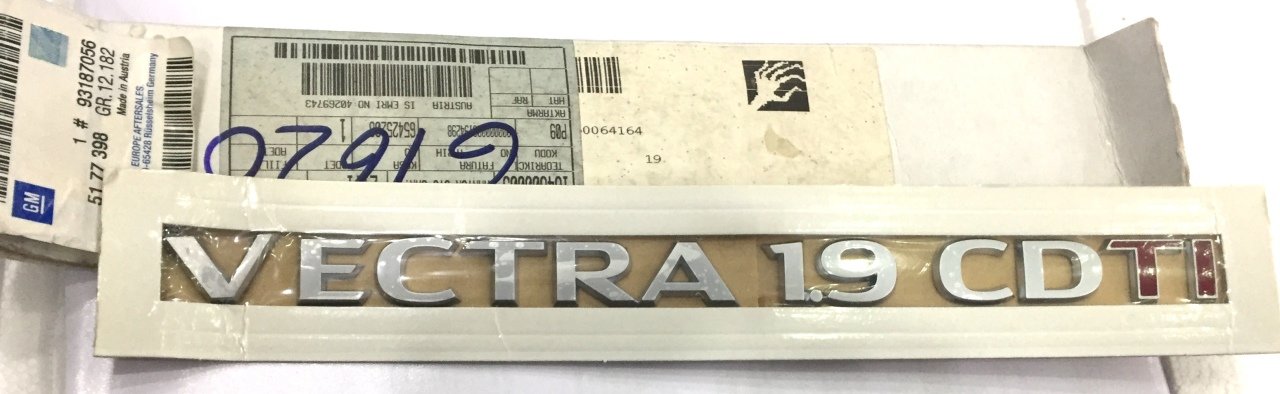 Opel Vectra C 19 CDTİ Yazı Kırmızı Bagaj Kapağı