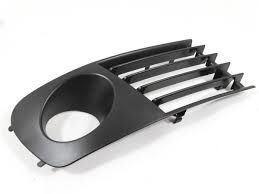Seat Cordoba 2003-2006 Ön Tampon Sağ Sis Farı Kapağı