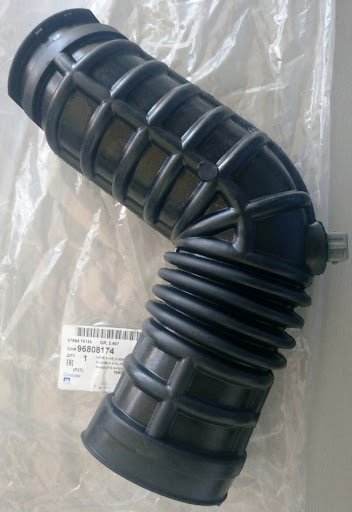 Chevrolet Aveo  T255  F14D4 1.4 16 Valf Hava Filtre Giriş Hortumu Orjinal 2009-2011