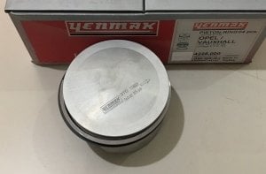 Opel Omega B  z22xe motor Piston Segman std