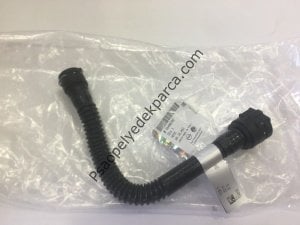 Opel İnsignia a 2.0 Dızel Yağ Soğutucu Hortum Giris 55488382