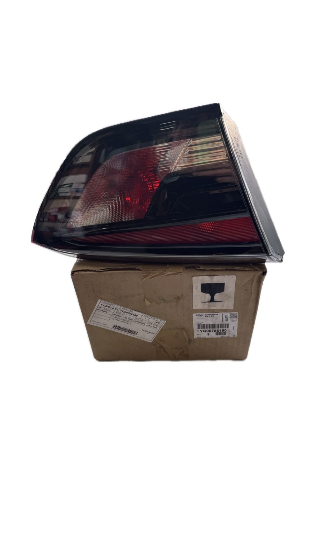 Opel Yeni Mokka Ledli Sol İç  Stop Bagaj  Orijinal ﻿YQ00766180