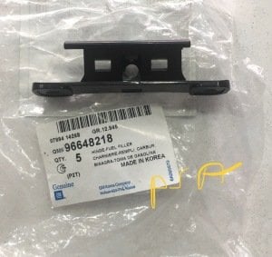 Chevrolet Aveo T250 Dış Depo Kapağı Menteşe Ayağı Orjinal Gm